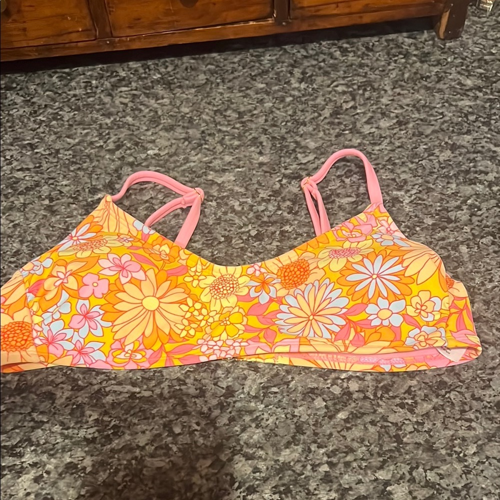 Retro Floral‎ Bikini Top with Pink Adjustable  Straps Size 4-6 Wild Fable
